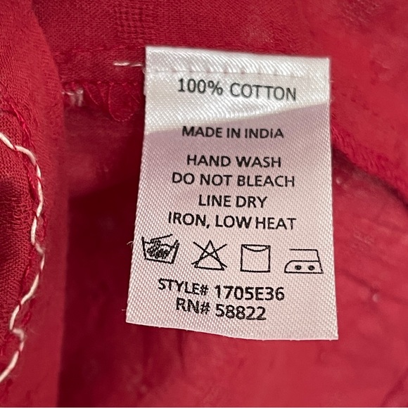 Max Studio Embroidered Top Sz M Gently Loved - Picture 3 of 4